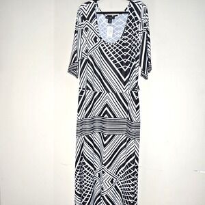 Ashley Stewart Geometric‎ Print Midi Dress Black White Stretch Knit Plus 26/28